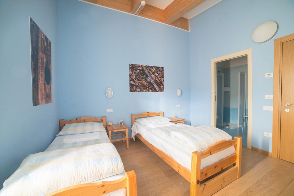 Hostel L'Ost - Ostello Di Grumes Luaran gambar